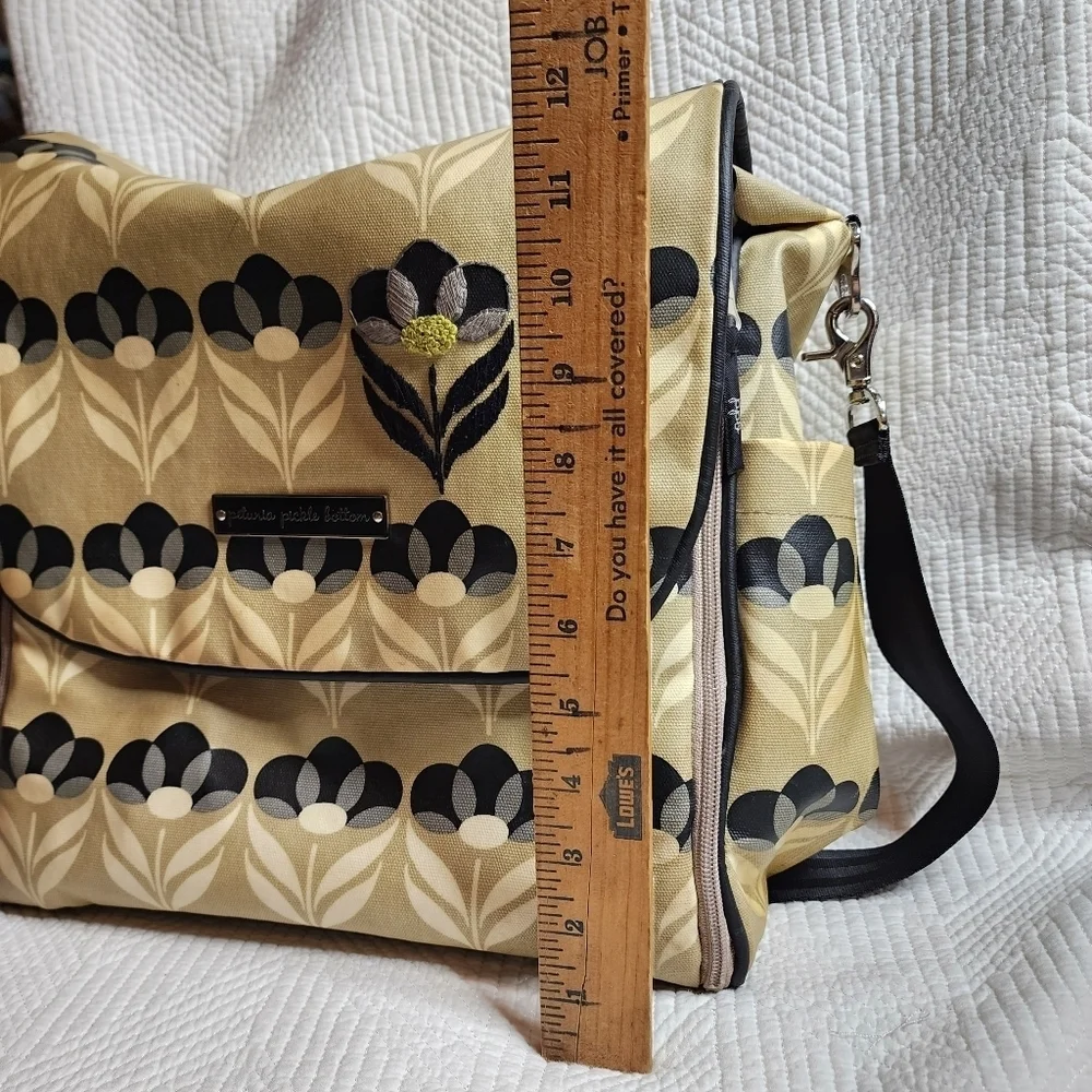 Petunia‎ Pickle Bottom diaper bag backpack. Multiple ways to carry.
